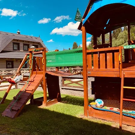 Wellness Drevenica Hajenka 롯지