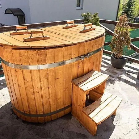 Hytte Wellness Drevenica Hajenka