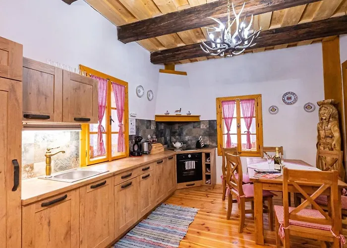 Orman Evi Wellness Drevenica Hajenka *